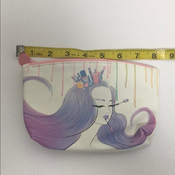Ipsy Cosmetic Bag - Picture 4 of 4